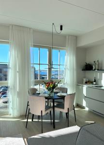 Premium Noblessner Seaside Apartment, free parking