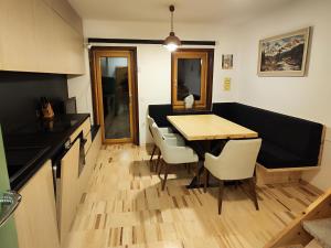 Tree Top Rogla Apartment