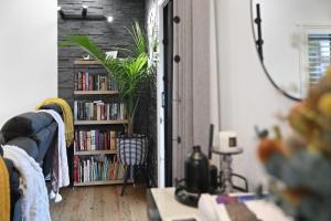 The Smart Retreat-Voice control smart house spa bath cinema