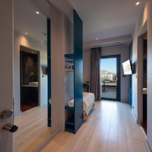 Essence Hotel