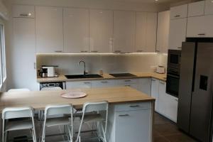 Maisons de vacances Maison neuve idealement situee. : photos des chambres