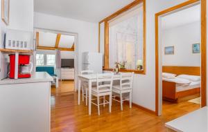 1 Bedroom Cozy Apartment In Krk 