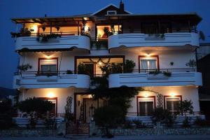 Elenas Apartments Epirus Greece