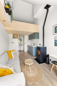 Romantisch huisje met houtkachel & airco op 2,5km van zee