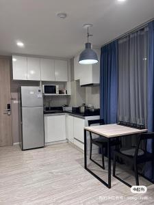 Palm Springs Nimman高级公寓