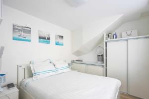 Appartements ParisMyHome - AIR COND, 2 SHOWERS, 2 WC : photos des chambres