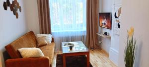 Cozy & Bright 1 bedroom Apartment with Park Nearby - FREE parking, Central Riga, up to 5 guests