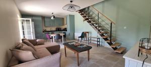 Gîte chaleureux jusquà 6 pers à partir de 2 pers et 3 nuits min