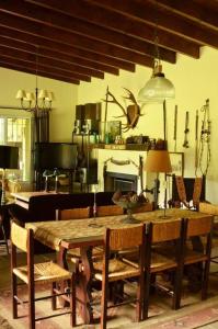 Casa de Campo El Ñandú con gran jardín y pileta