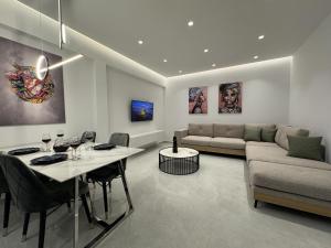 Platinum River Apartments