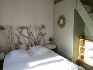 La Belle Insulaire, Vertbois plage, forêt, vélos, wifi