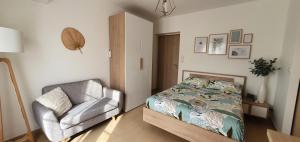 Chambre indépendante avec terrasse et jardin privatif