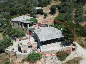 Antonis Stone house - Dystus