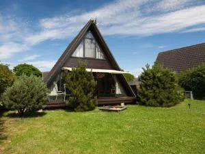 Ferienhaus in Fedderwardersiel mit Terrasse und Garten - Sinsum