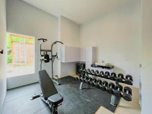 Ocean Wave Lombok - 4 BR infinity pool villa