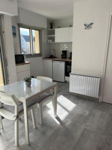 Baie Island à 50 m de la plage…