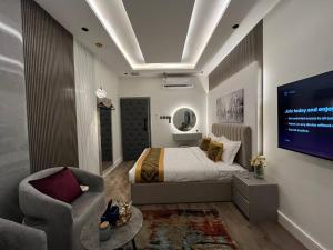 Boulevard Studio Private and Self Entry