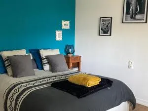 Belle Chambre Privée - Sdb - cuisine partagée - Wifi - Jardin (Belle Chambre Privée - Salle de bain - Jardin - Wifi - Cuisine partagée -)