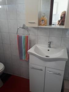 Apartments with parking spaces Zaton, Zadar - 21578