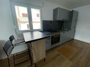 Apartments by the sea Brgulje, Molat - 22856