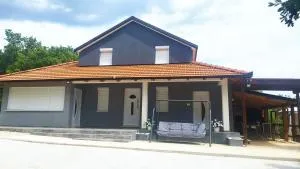 Family friendly house with a swimming pool Imotski, Zagora - 22880 - Topići