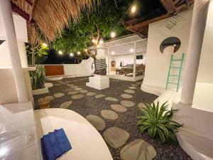 The Hidden Escapes Amed - Unique Beachfront Villa on Amed