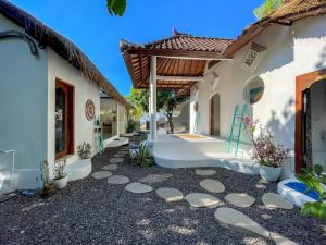 The Hidden Escapes Amed - Unique Beachfront Villa on Amed