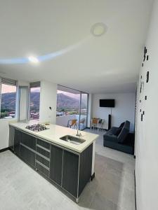 ¡Vista Increíble Apartamento Tamarindo!