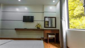 Phòng Tiêu Chuẩn Giường Đôi Với Phòng Tắm Chung (Standard Double Room with Shared Bathroom)