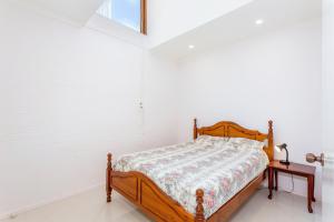 Tuggeranong Short Stay #06 - Sleeps 6