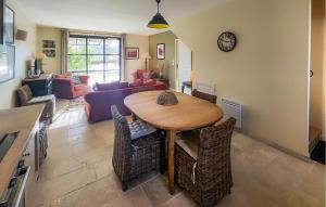 Awesome Home In Saint-Laurent-De-La-Ca