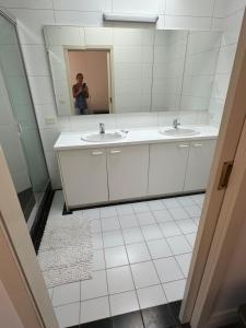 Bentleighs Magnificent Beautifully renovated and extended 1920s period family home.