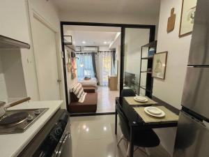 Cozy,convenient,shopping area