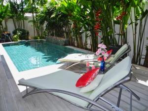Rawai Beach Private Pool Villa -3 Bedrooms