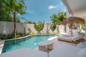 Villa Hawk - Aesthetically Pleasing 4BR Villa In Central Canggu