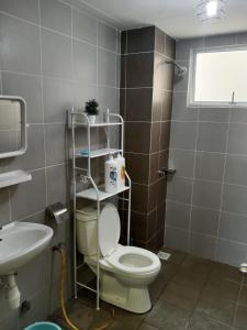 Spacious 3BR Family Homestay Putrajaya Near Masjid & Hospital Ramadan Stay
