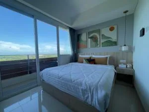 Sea View Apartment at Nuvasa Bay Kalani Tower in Nongsa Area - 边佳兰
