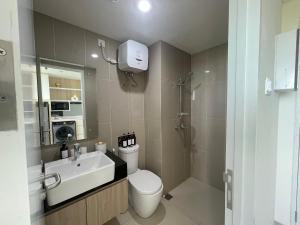 Sea View Apartment at Nuvasa Bay Kalani Tower in Nongsa Area