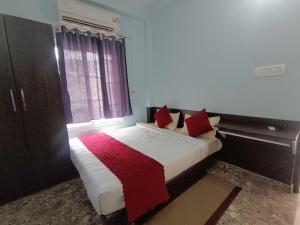 Hotel O Home Aditya Inn Suits Homestay