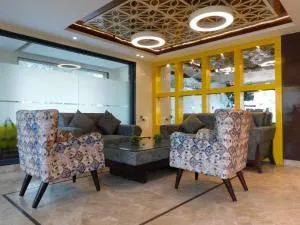 Nature's Nest - Kalkaji Devi