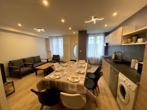 Maisons de vacances Maison en plein centre-ville : photos des chambres