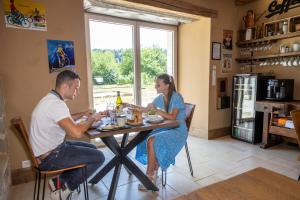 B&B / Chambres d'hotes Le relais des deux tours : photos des chambres