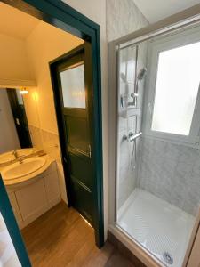 Le Phare du Tréport - Vue Quai - Hyper Centre