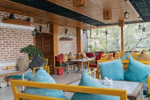 Bardali Restro and Residency