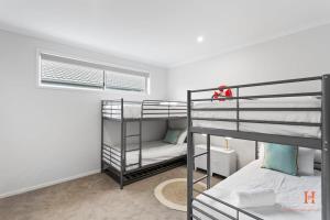 Holiday in Style Sleeps 10