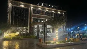 The Pavilion Park Resort - Satāna