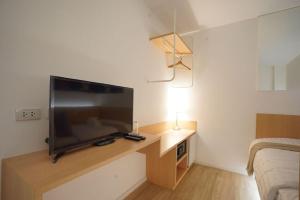 E11 Hotel - BTS Punnawithi