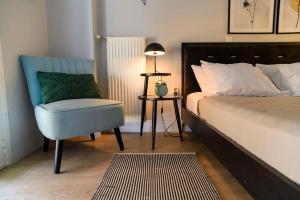 Cosy Contemporary Luxury Urban Retreat in Athens