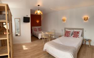 Hotels Hotel de France : photos des chambres