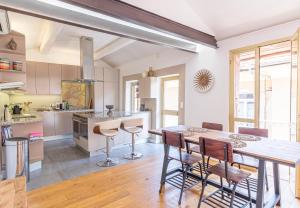 Maisons de vacances Renovated House In The Center Of Beausoleil : photos des chambres